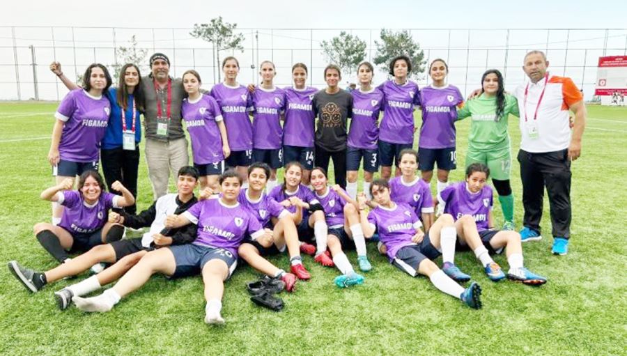 Kadın futbol takımı yoluna başarıyla devam ediyor