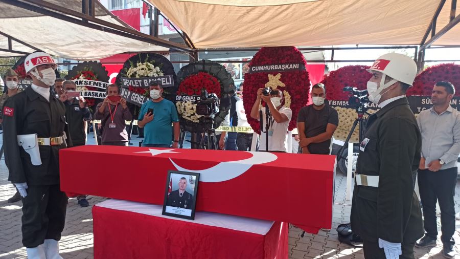  Şehit Uzman Çavuş Yalman, son yolculuğuna uğurlandı