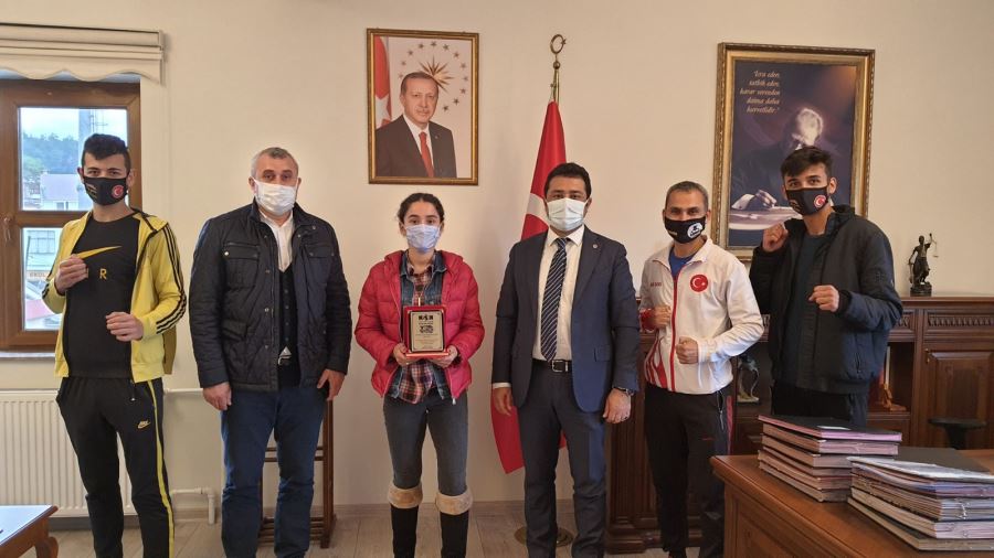 Arık “İlçemiz her alanda başarıyı hak eden bir ilçe”