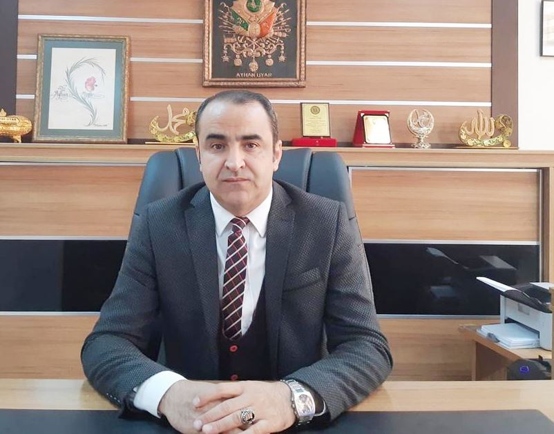 Uyar “Yine, yeniden özlenen günlerde buluşmak dileğiyle”