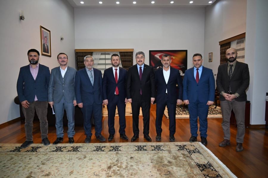 Asri mezarlık girişinde yeni cami yapılıyor 