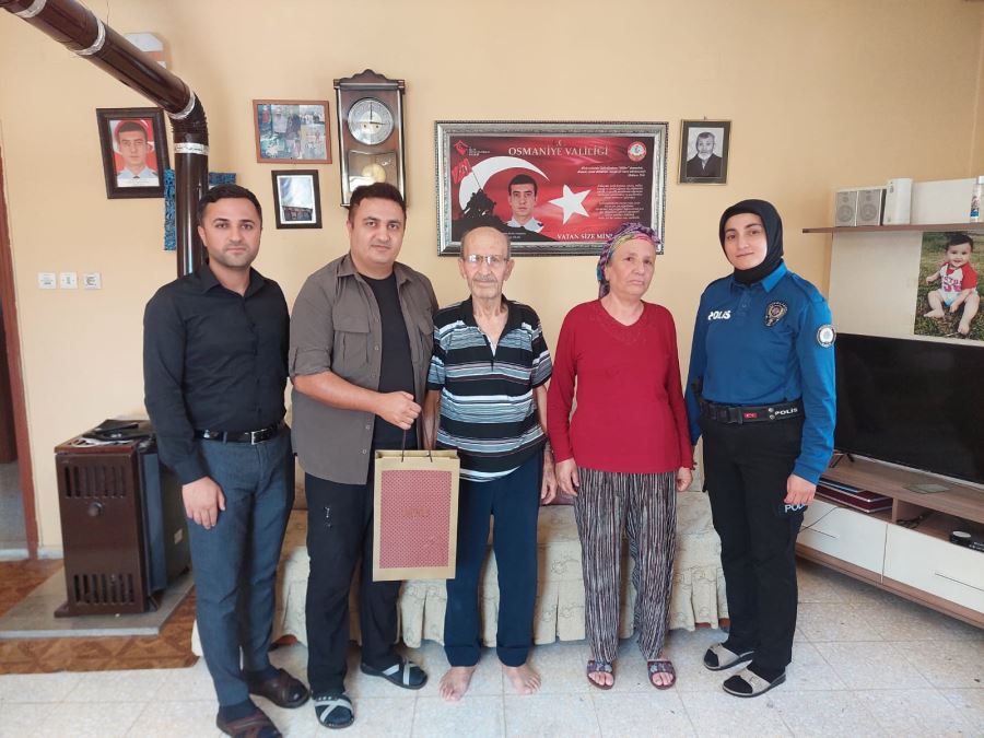 Şehit aileleri ve gazilere bayram ziyareti