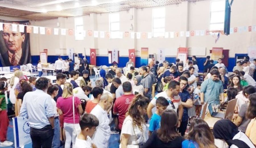 Proje şenliğinde öğrenciler büyük heyecan yaşadı 