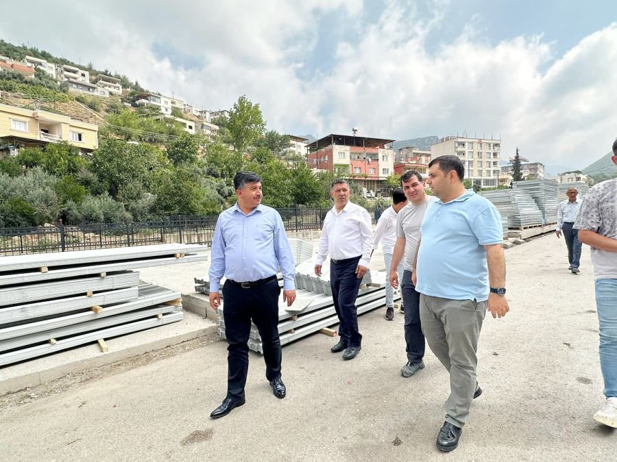 Depremden etkilenen esnafların normale dönmesi için çalışılıyor 