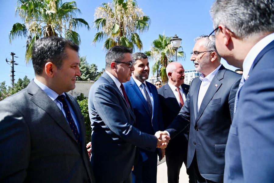 Çalışma ve Sosyal Güvenlik Bakanı Vedat Işıkhan’dan ziyaret