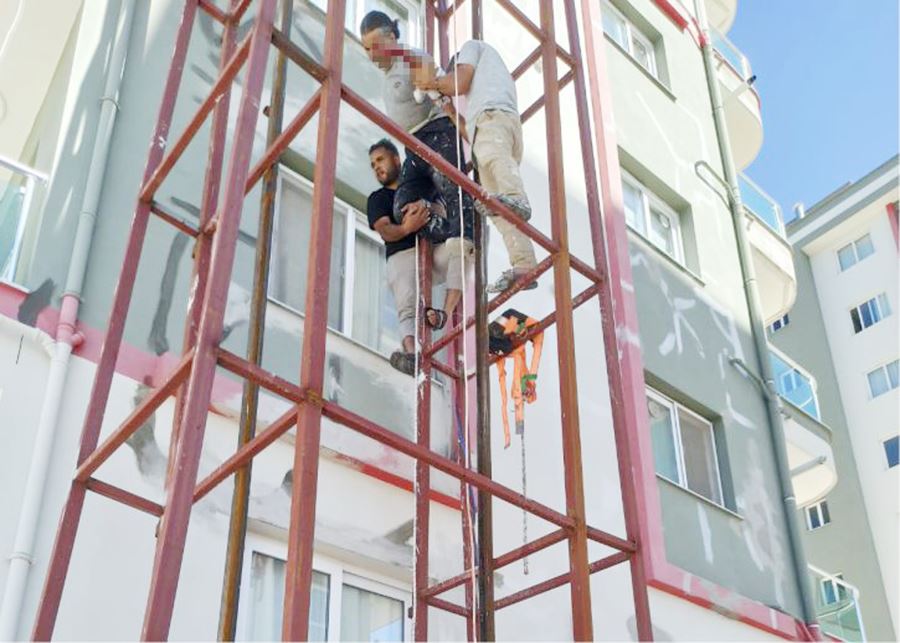 Emniyet halatı can kurtardı