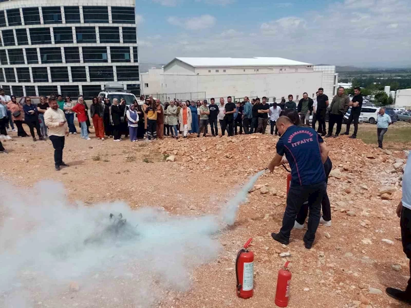 Kahramanmaraş itfaiyesinden yangın ve arama kurtarma tatbikatı
