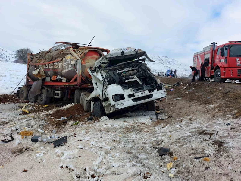 Kahramanmaraş’ta yakıt tankeri devrildi: 1 yaralı
