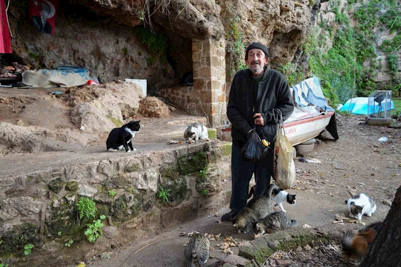 Falezlerin tarihi surlarında mağara hayatı
