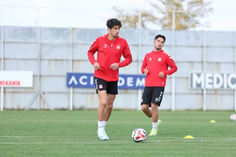 Sivasspor’da Osman Zeki Korkmaz idmana çıkmadı
