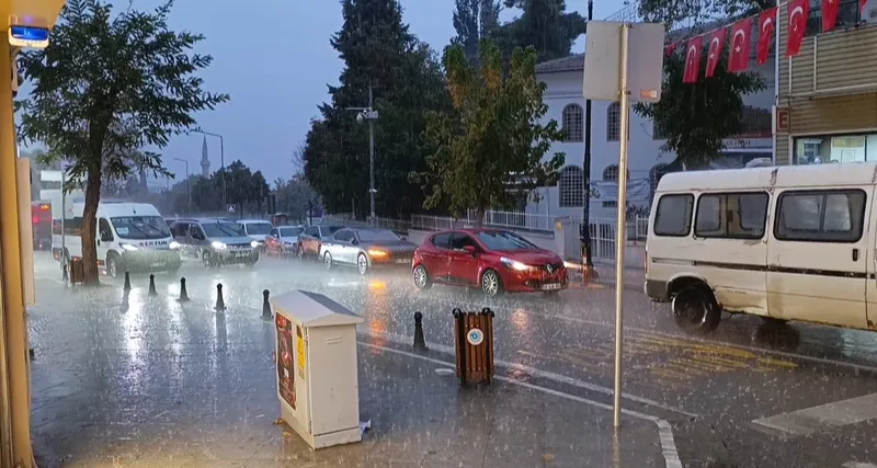 Tekirdağ’da sağanak yağış
