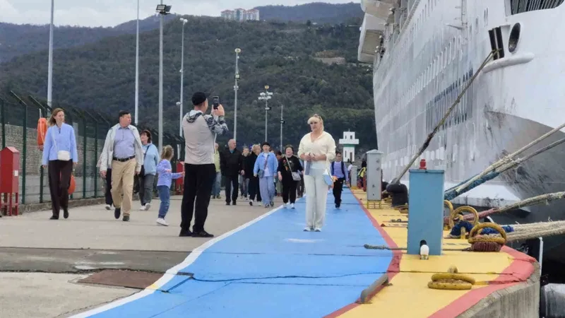 Amasra’da Rus turist sayısında 2026 hedefi 200 bin kişiyi aşmak
