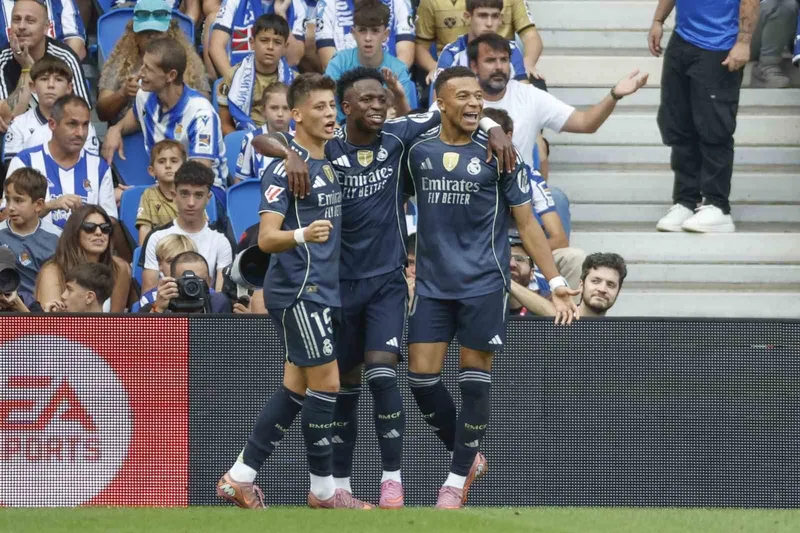 Arda Güler, Real Madrid’de ekim ayının oyuncusu seçildi
