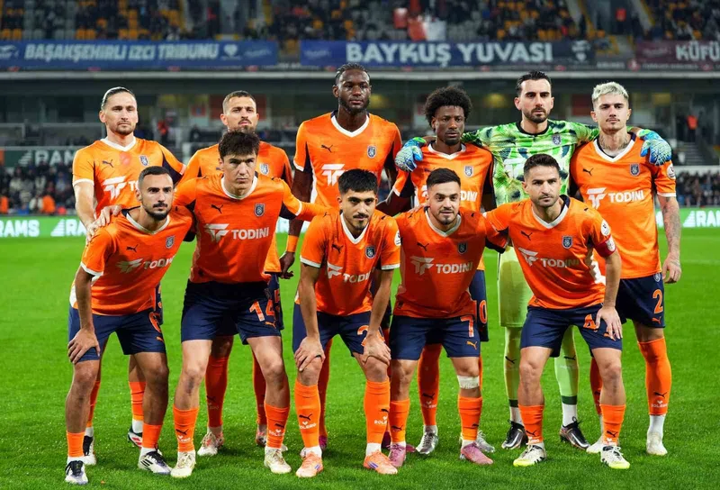 Trendyol Süper Lig: RAMS Başakşehir: 0 - Kocaelispor: 0 (Maç devam ediyor)
