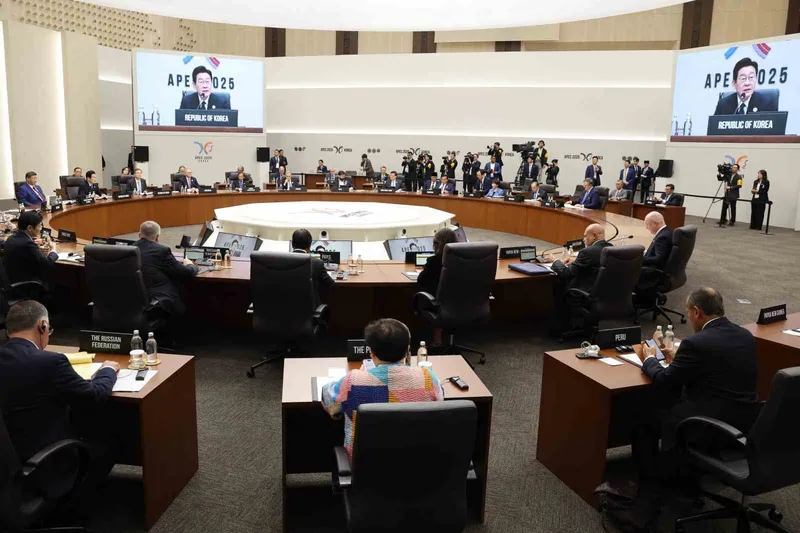 APEC liderlerinden ekonomik büyüme için 