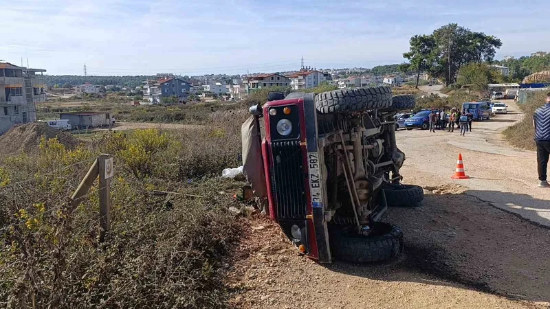 Safari araçları çarpıştı: 10’u yabancı 11 kişi yaralı
