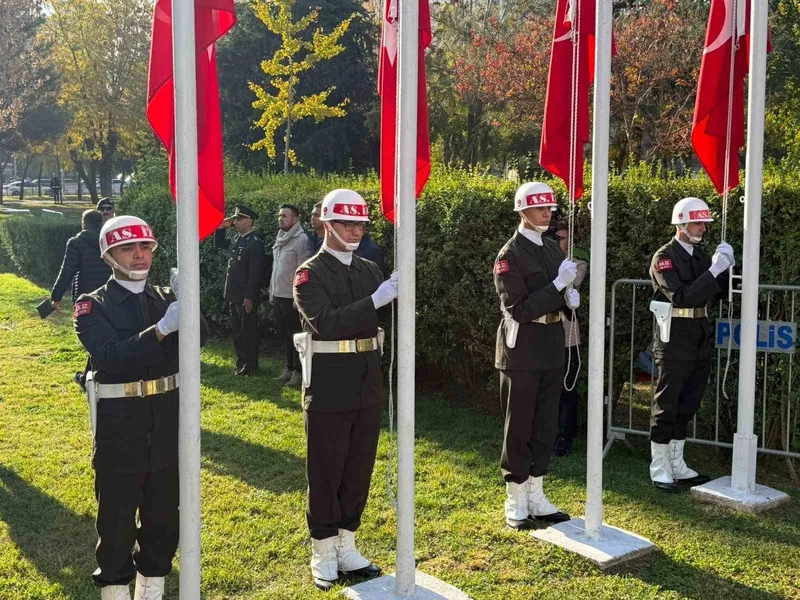Güneydoğu’da 10 Kasım Atatürk’ü anma törenleri düzenlendi
