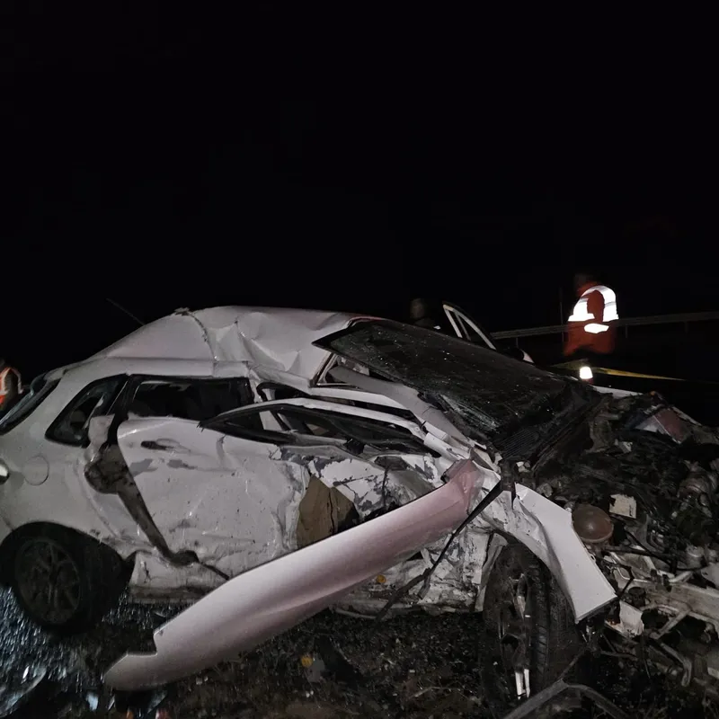 Sivas’ta iki otomobil çarpıştı: 1 ölü, 2 yaralı
