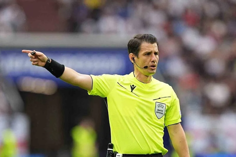 Halil Umut Meler, Karadağ-Hırvatistan maçını yönetecek
