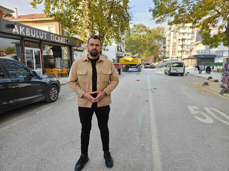 Uzman Doç. Dr. Süleyman Gücek: 