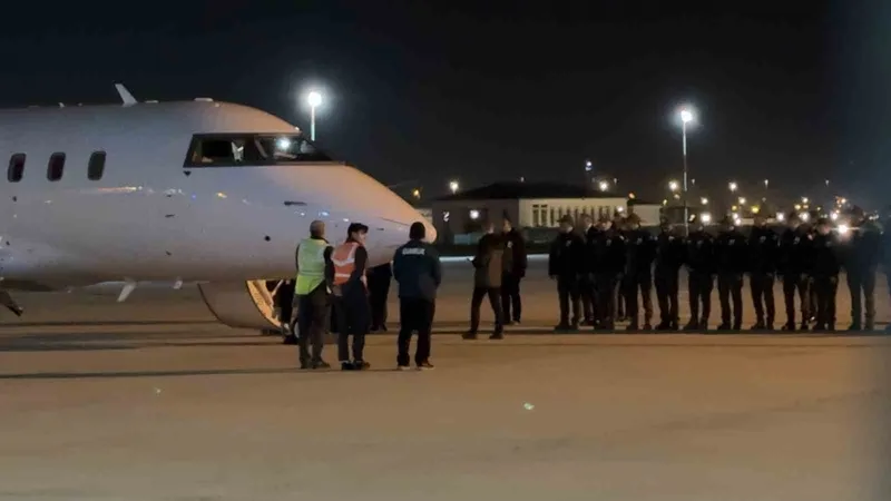 Şehit pilot Hasan Bahar’ın naaşı Türkiye’ye getirildi
