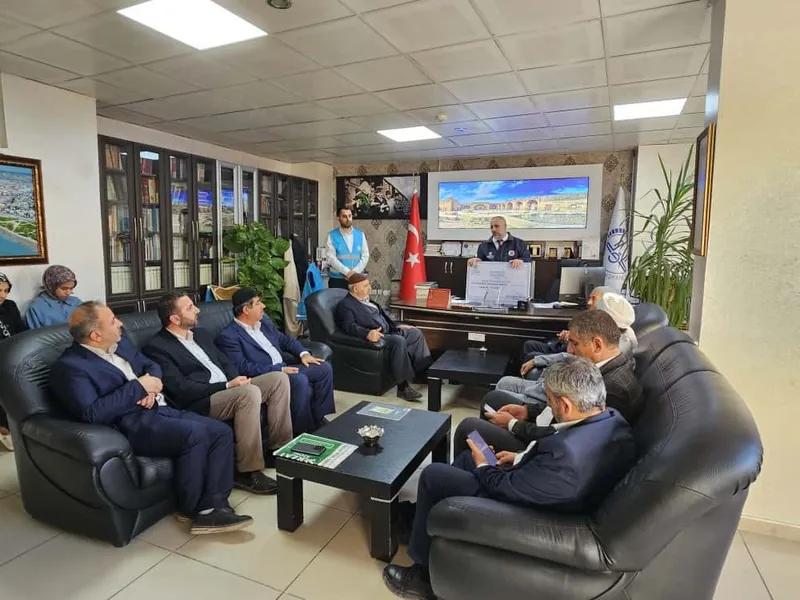 Cizre’de Gazze için düzenlenen hayır çarşısının geliri TDV hesabına aktarıldı
