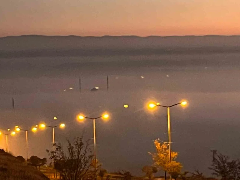 Batman’da yoğun sis ve gün batımı kartpostallık manzara oluşturdu

