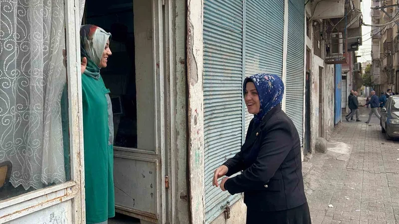 ’Muhtar ana’ kentsel dönüşüm için sahada
