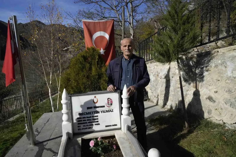 Necmettin öğretmensiz 9. Öğretmenler Günü
