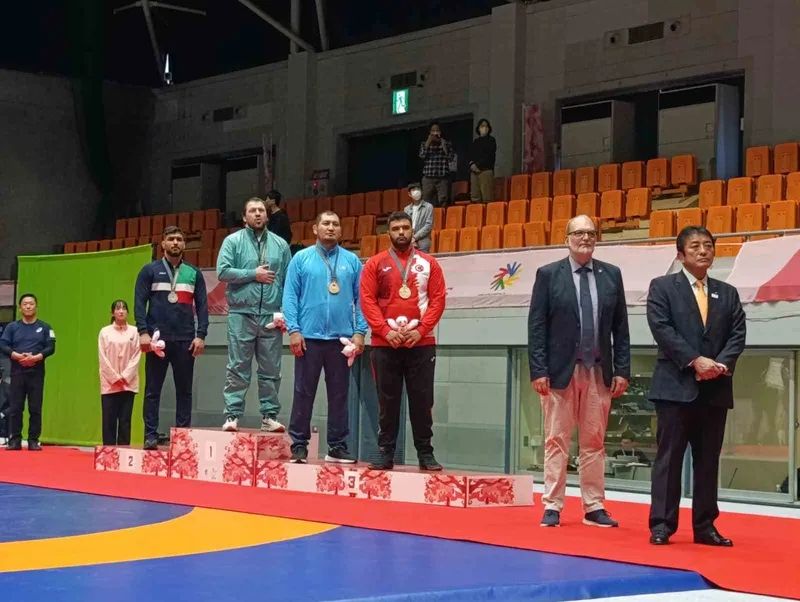 Millî atlet Berke Nergiz, Tokyo’dan madalyayla döndü
