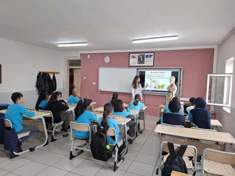 Bayburt’ta öğrencilere ‘Sağlıklı Yaşam’ eğitimi verildi
