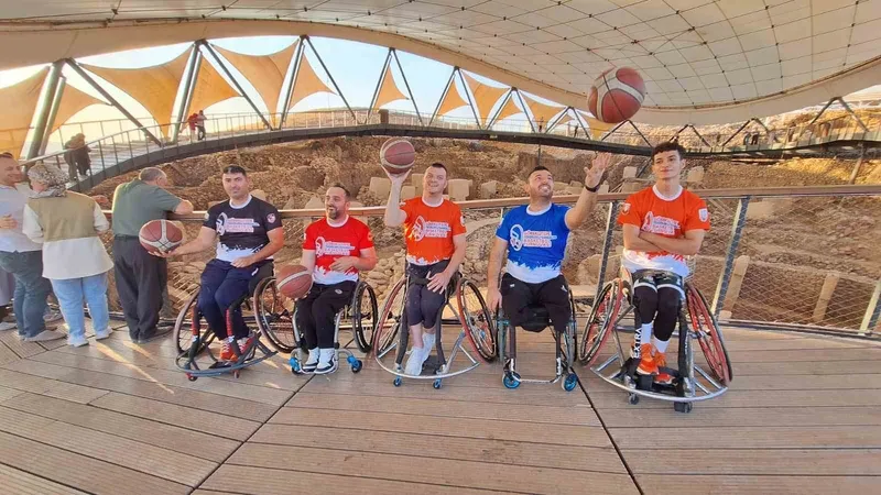 Göbeklitepe Tekerlekli Sandalye Basketbol Turnuvası öncesi takım kaptanlar, Göbeklitepe’de buluştu

