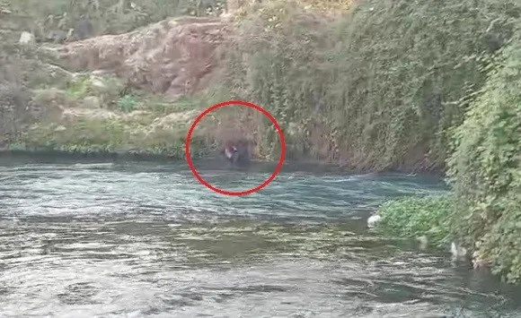 Düden Çayı’na düşen şahsı itfaiye ekipleri kurtardı
