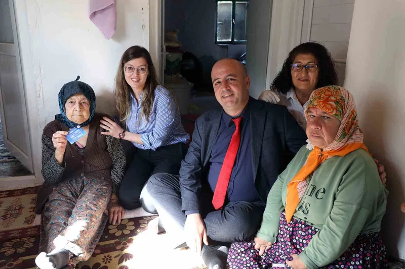 Muğla Büyükşehir ekipleri anne-kız için tüm imkânları seferber etti
