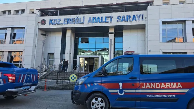 Zonguldak’ta silah kaçakçılığı operasyonu: 15 gözaltı
