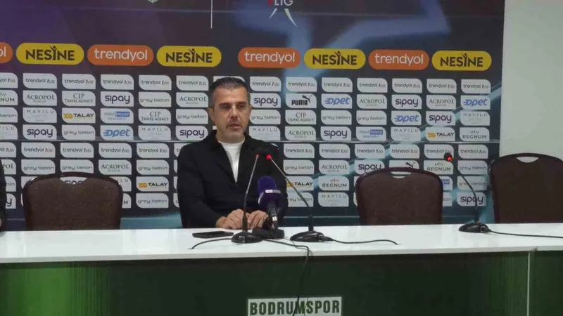 Mustafa Alper Avcı: 