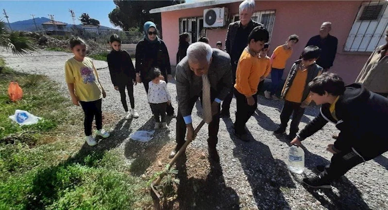 Bozyazı’da fidan dikim etkinliği
