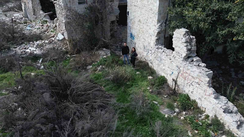 Enkaz üzerinde gelen evlilik teklifi duygulandırdı
