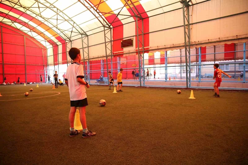 Merkezefendi’de Yaz Spor Okulları için kayıtlar sürüyor
