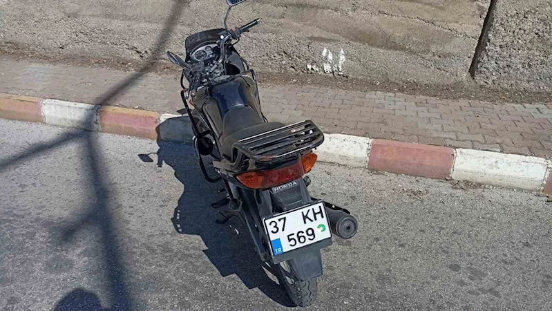 Bariyerlere çarpan motosiklet sürücüsü ağır yaralandı
