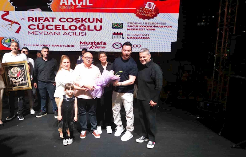 Mersin Erdemli’de gençlere unutulmaz karne hediyesi
