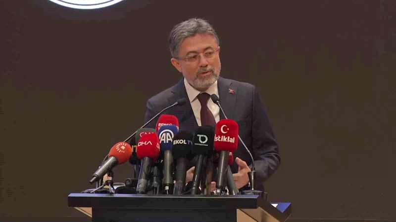 ‘yakMA’ kitap lansmanında İHA’ya 2 plaket verildi
