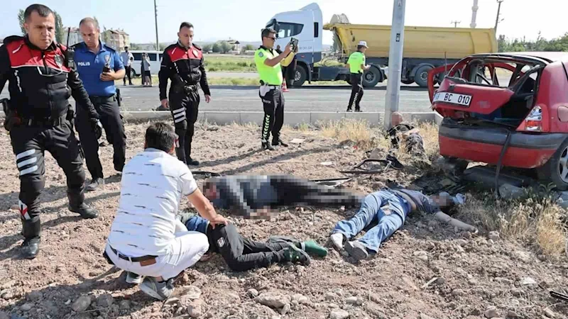 Sınava giden araçlar çarpıştı: 1 ölü, 4’ü ağır 10 yaralı
