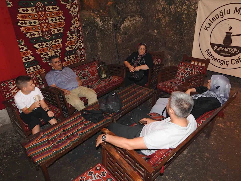 Sıcaktan bunalanlar soluğu Kaleoğlu Mağarasında alıyor
