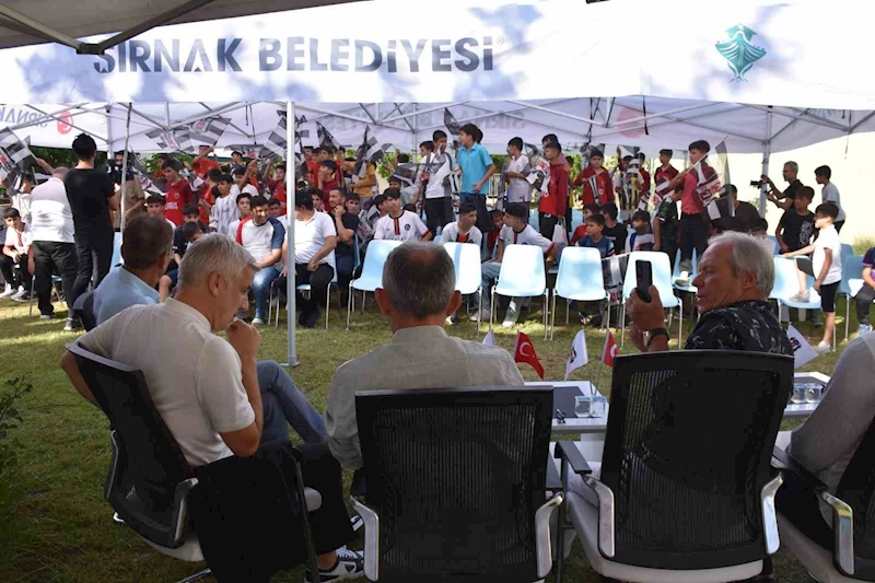 Beşiktaş U16 ile Şırnak Petrolspor U16 dostluk maçında buluştu
