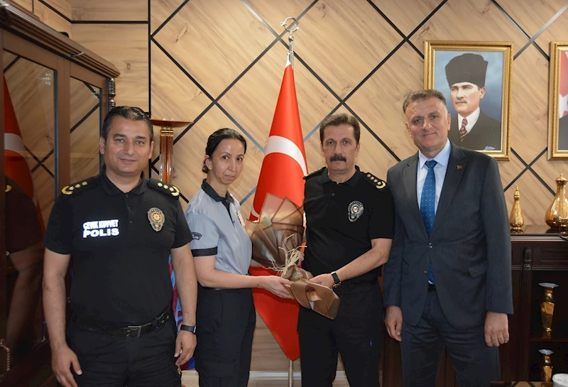 Müdür Osman Elbir: 