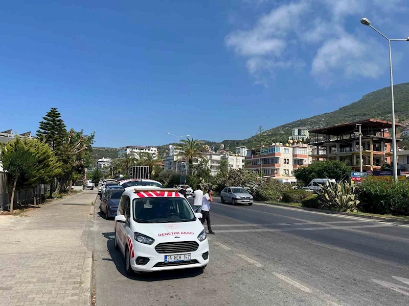 Gazipaşa’da korsan taşımacılık yapan 5 araç trafikten men edildi
