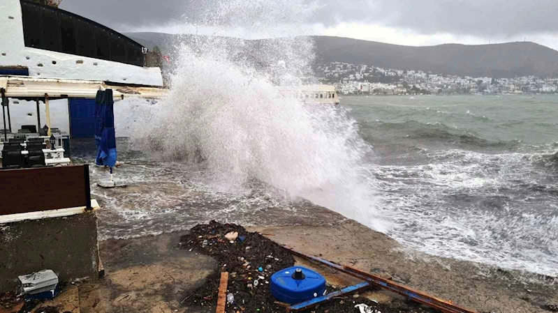 Bodrum-Datça arası denizlerde fırtına uyarısı

