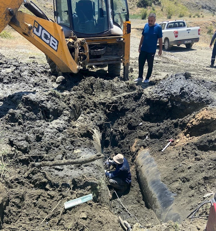Siirt’te su hattında meydana gelen arızalar onarılıyor
