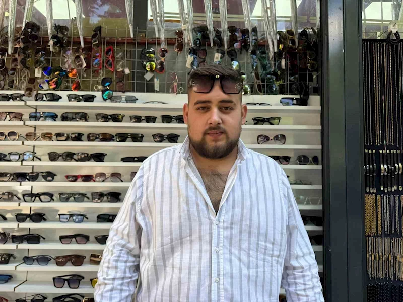 Sıcak hava gözlük satışlarını arttırdı
